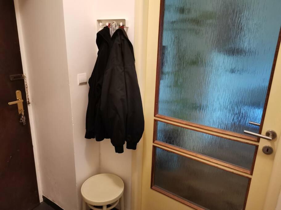 Cozy Studio In The City Centre Near Train Station ブラチスラヴァ エクステリア 写真