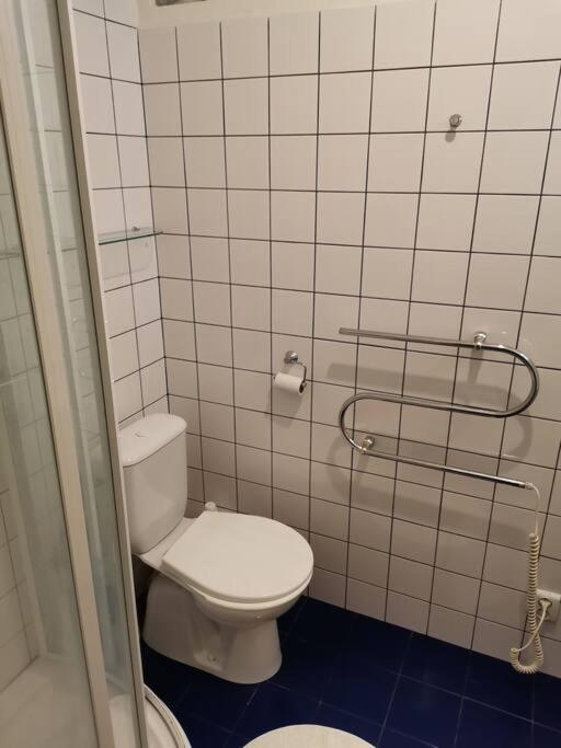 Cozy Studio In The City Centre Near Train Station ブラチスラヴァ エクステリア 写真